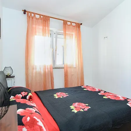 Zlata 2222 Apartman