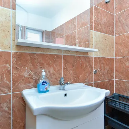 Apartment Zlata 2222 Pula