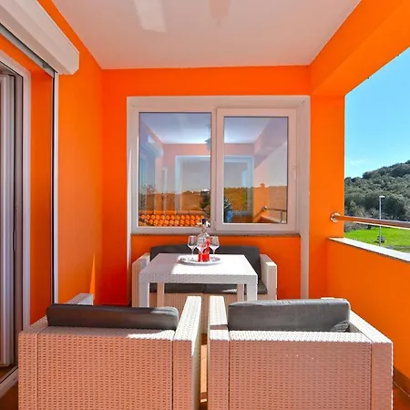 Apartment Zlata 2222